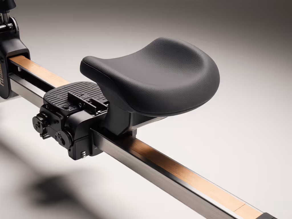 rowing_machine_ergonomic_seat_adjustment_and_footplate_design